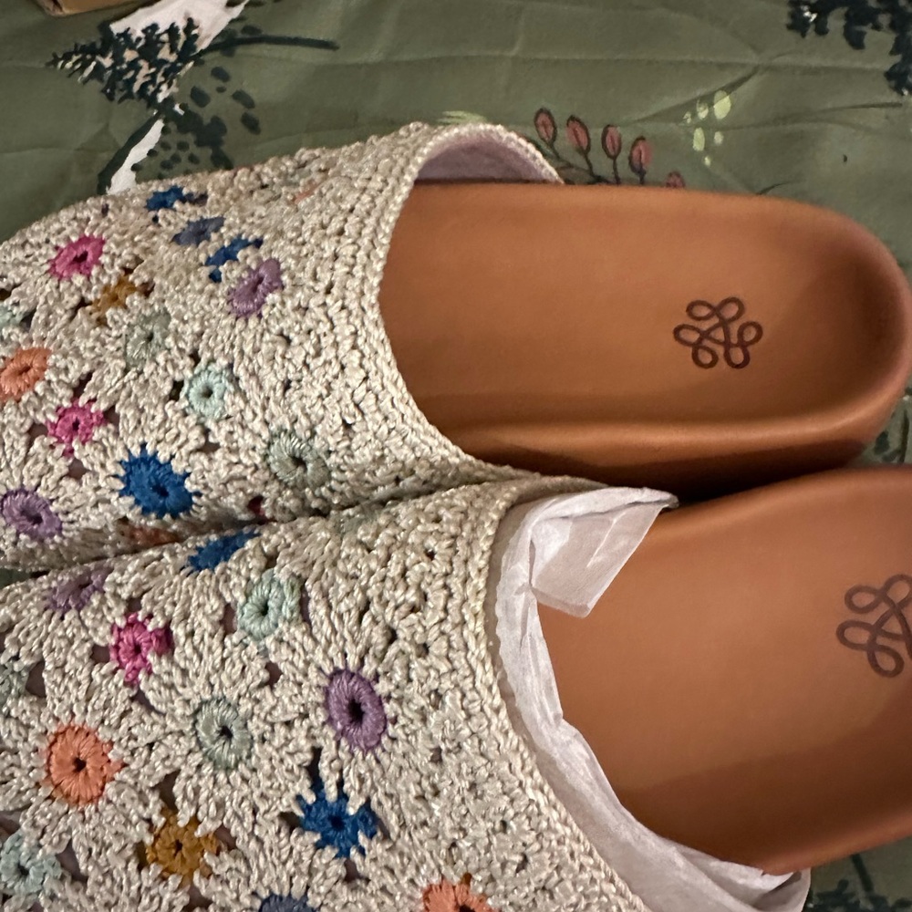 The Sak floral crochet clogs - never worn
